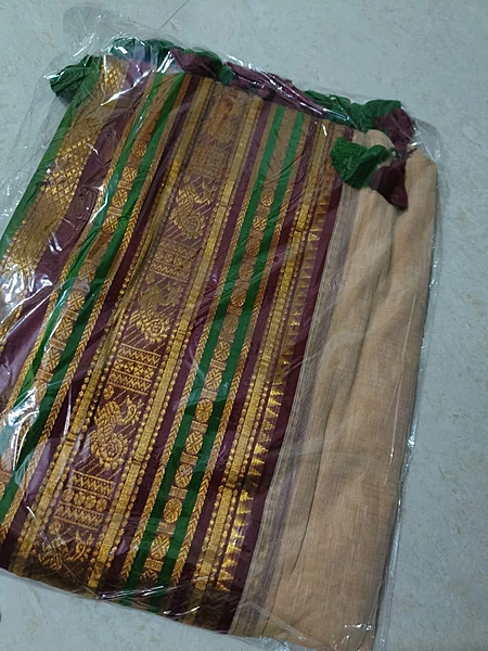 Mulcotton Saree With Kanjee Border- Maroon Shade